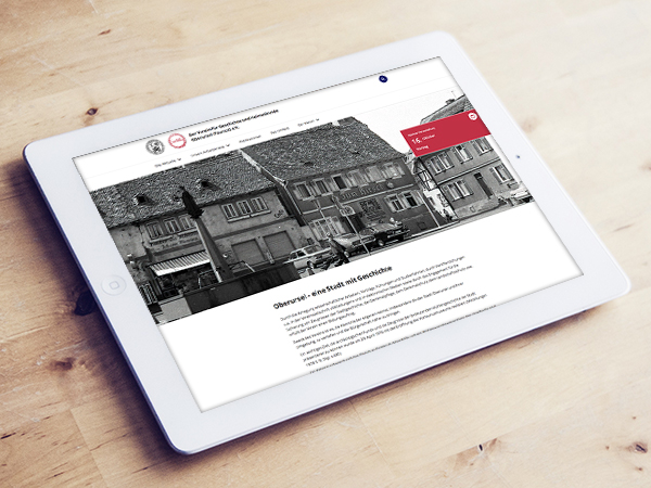 Die Homepage Geschichtsverein Oberursel wird auf einem Tablet von oben angezeigt